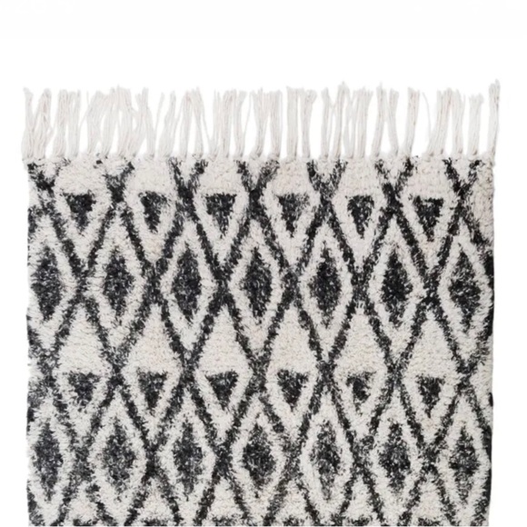 POM POM AT HOME Monte Hand Woven Rug 2X3 NWT 66$ - Picture 3 of 3